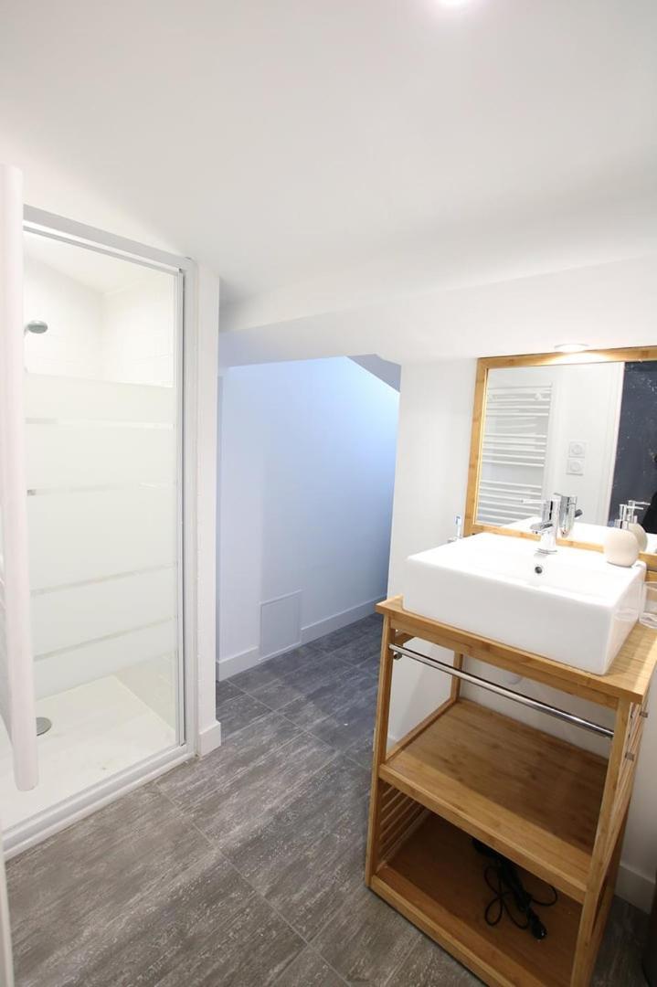 GuestReady - Comfy Attic Apartment near Grand Théâtre Bordéus Exterior foto
