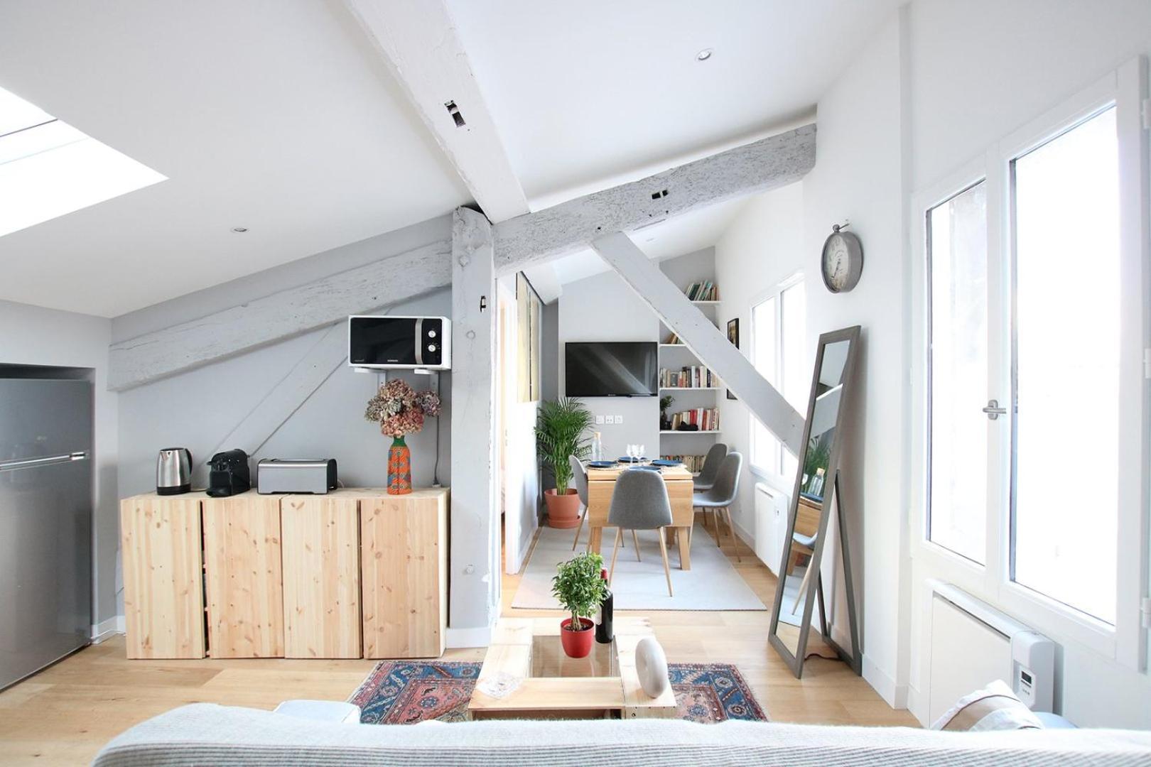 GuestReady - Comfy Attic Apartment near Grand Théâtre Bordéus Exterior foto